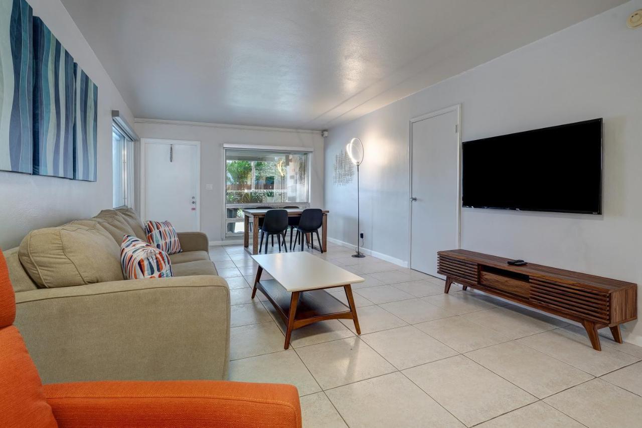Ocean Of Deerfield 3*